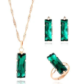 Yeni bayan mücevher seti Altın Renk Güzel Charm Yeşil Mücevher Dikdörtgen Küpe Kolye Yüzük 3 Adet Bildirimi takı seti Düğün İçin
