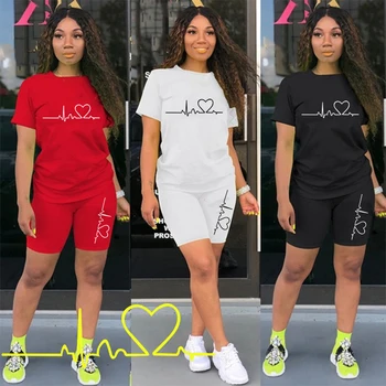 Yeni Kadın Moda Seksi İki Parçalı Setleri yazlık t-shirt + Şort 2 Parça Set Slim Fit Kıyafet Takım Elbise