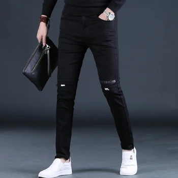 Sonbahar Erkekler Siyah Kot Yırtık Yama Baskılı Jean Erkek Streetwear Casual Slim Fit kalem pantolon Pamuk Streç Denim Pantolon