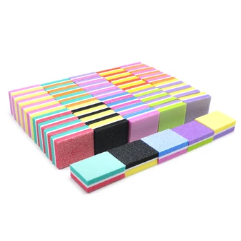 200 adet / grup Mini tırnak törpüsü Blok renkli tırnak tamponu Sünger Çift Taraflı Tırnak Zımpara Dosya Manikür Pedikür Tırnak Sanat Araçları Lima